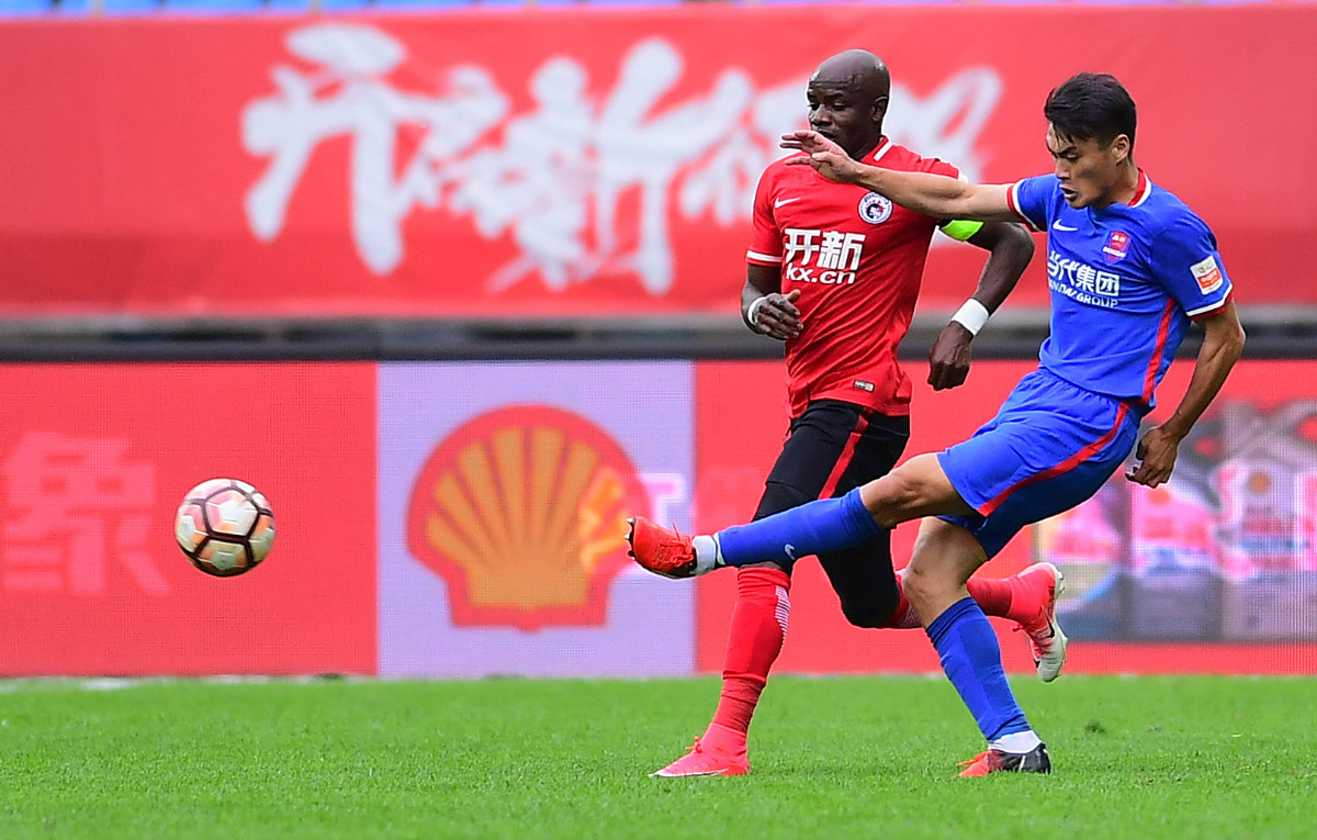 阿贾克斯迎全明星赛关键赛，关键时刻豪取连胜，信心回归，控场能力受关注